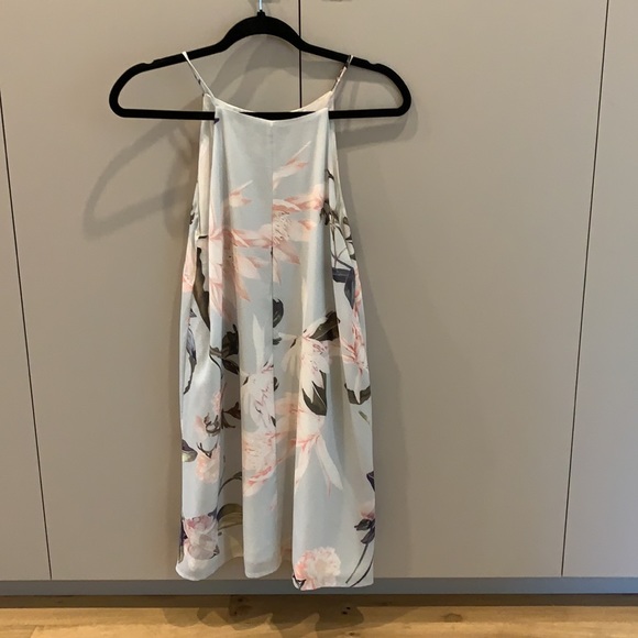 Evie Midi Dress - Picture 2 of 5